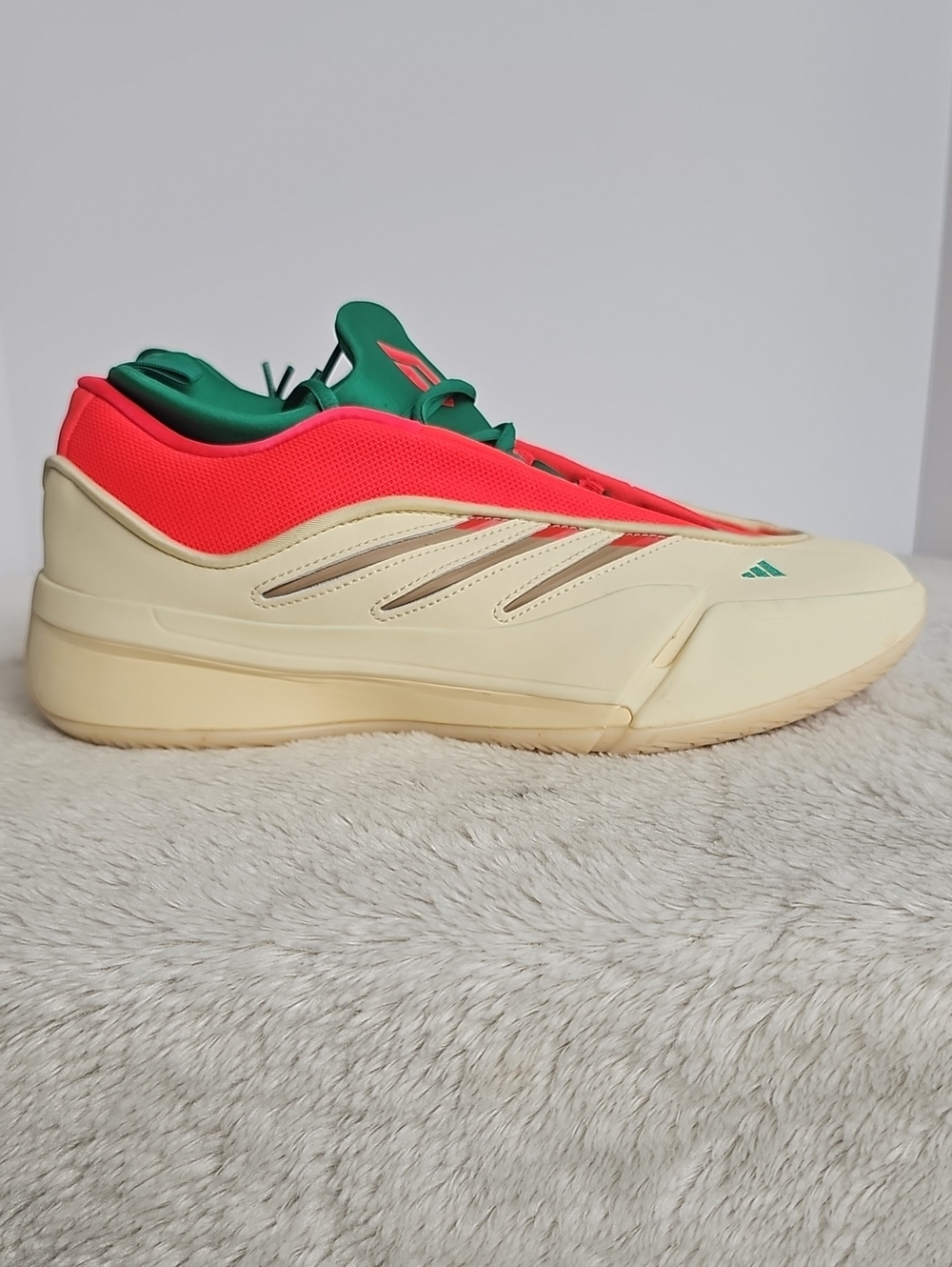 ​Adidas Dame 9 Basketball Shoes Pale Vanilla Lucid Red Green Mens Size 9 JH6627
